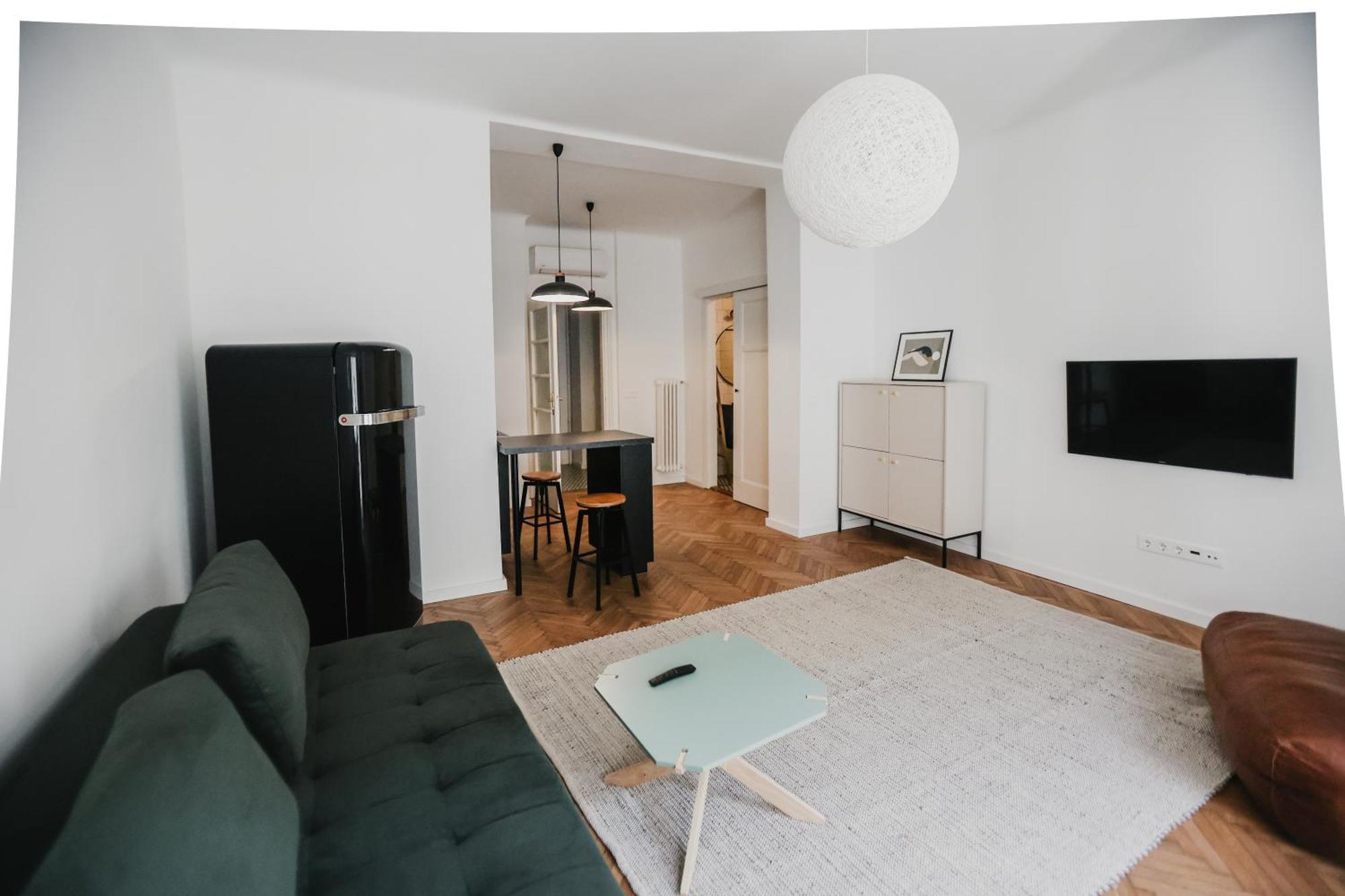 New 1bdr Modern Bauhaus Flat Apartment